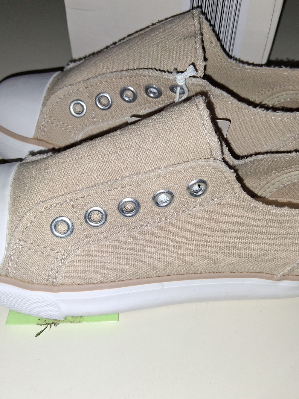 Lily & Dan Girl's 11/12 Beige Slip-On Canvas Sneakers NWT